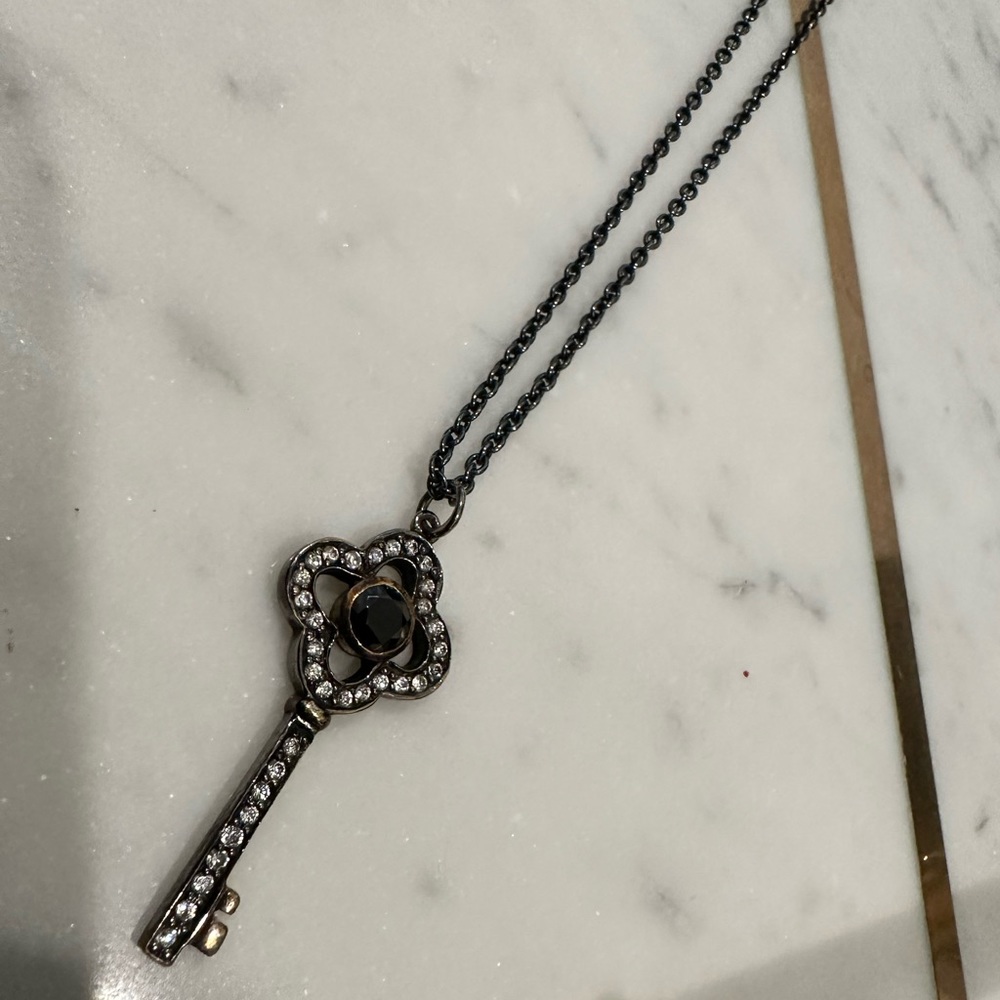 ✨Black Chain with Diamond Key 10 inch in length